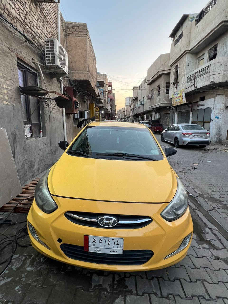 سلام عليكم
اكسنت للبيع موديل ١٦ ب 78

ميكانيك جاهز من منضومه تبريد مكينه گير  صدر 

حادثه فقط جنطه بجم كبس ليبل واحد. وبيه ملاحظات بسيطه طخه بل دوسه العنوان بغداد باب المعظم قرب باجة طلال *********** ما متواجد على الفيس بوك راسل واتساب
