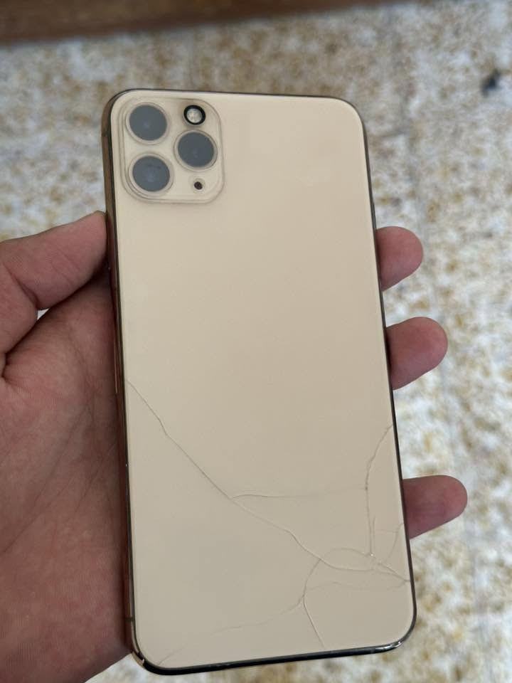 11برو ماكس
ذاكره 64/بطاريه100مبدله

ومبدل شاشه وبيه فطر فيس ايدي واكف

ضهر مفطور موضح بل صوره 

نموذجM. تك سيم

سعر 145قفل بدون ي تعامل


**إذا كنت صاحب هذا الإعلان وتريد حذفه لأي سبب، رجاءا أرسل رسالة إلى الدعم الفني**