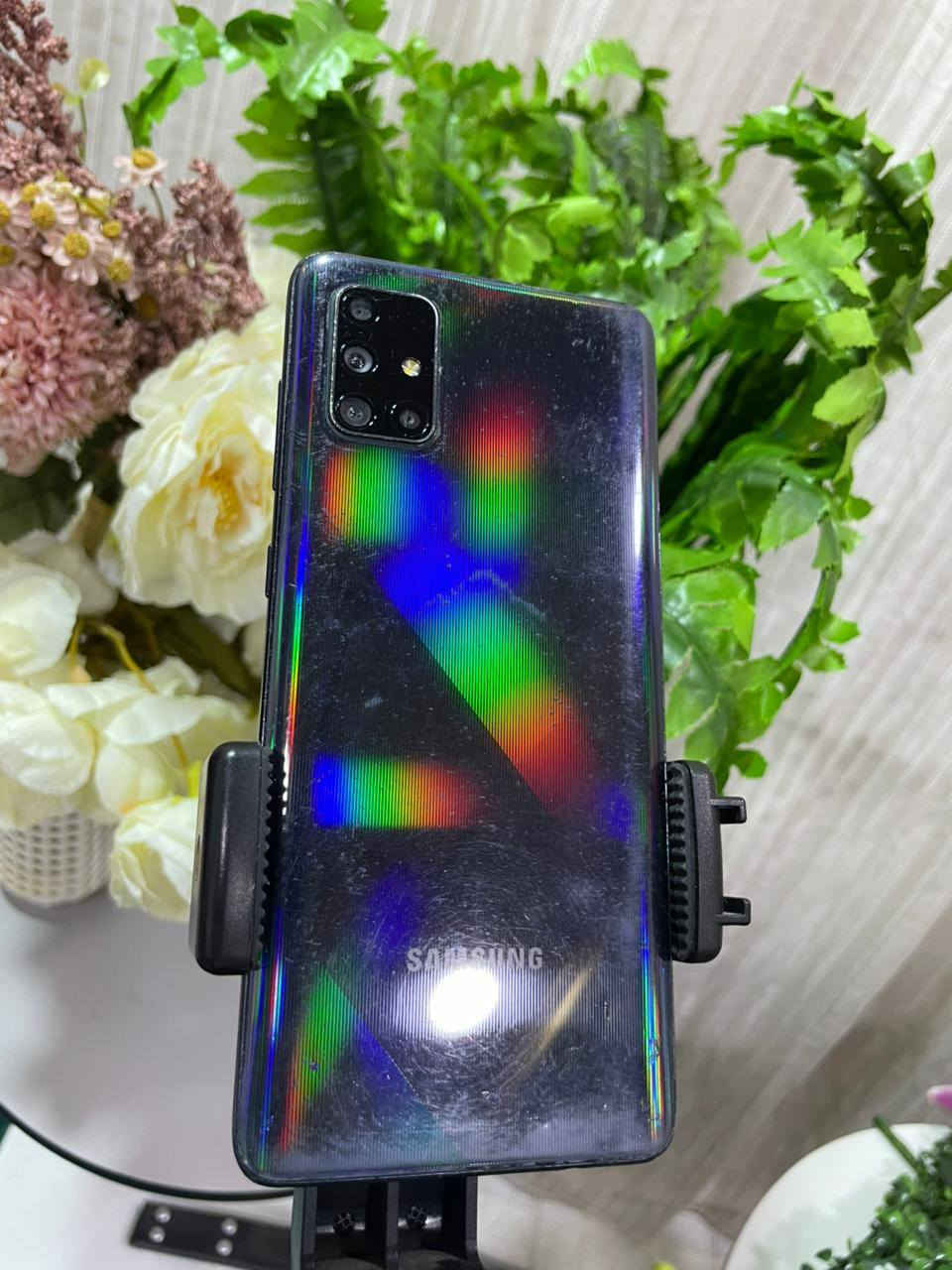 سلام عليكم ... مكاني كركوك
جهاز كلاكسي A71 ذاكره 128 كيكه رام 6 بطاريه 5000 منفذ الشحن تايب سي دبل سيم او رام خارجي شاشه سوبر اومليد بصمات 2 الاصبع بشاشه والوجه جهاز نظافته كدام العين مابي عيب مامفتوح بس لمس مبدل شاشه بلادي شرط للبيع او مراوسه سعره مناسب 125 الف بي مجال شراي اتصل *********** واتس اب هم موجود
