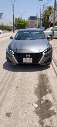 نيسان التيما • موديل ٢٣ • بها ضرر