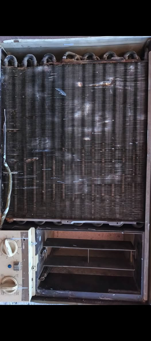 السلام عليكم
مكيف 2 طن LG  بدلت البولبرنات وافتر الفان بالعكس ابيعه على وضعه 
100 ألف (سعر نهائي)


**إذا كنت صاحب هذا الإعلان وتريد حذفه لأي سبب، رجاءا أرسل رسالة إلى الدعم الفني**