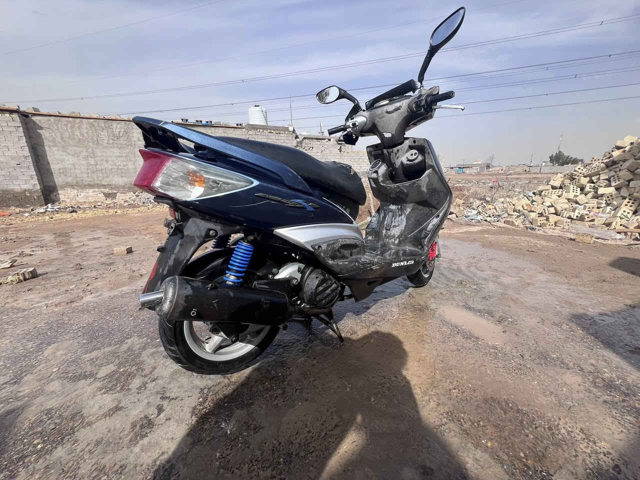 للبيع سكنس فحل 140 نضيفه مثل ماموضح بالصور  كله بلادي كهربائيات كله شغاله  السعر مليون وبيها مجال حك الجيه صار 3 شهور نزلته رمبه 
مكاني بغداد النهروان 
رقم الهاتف ***********
