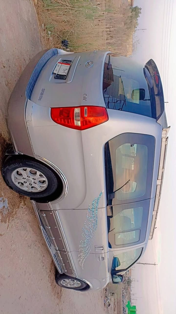 استاركس ٢٠٠٩ مشترك كير اوتوماتيك لون سلفر مكفوله مصفره هيئة وضريبه رقم انبار دولي يتحول بكل المحافظات اتصال على صاحب السياره ***********
