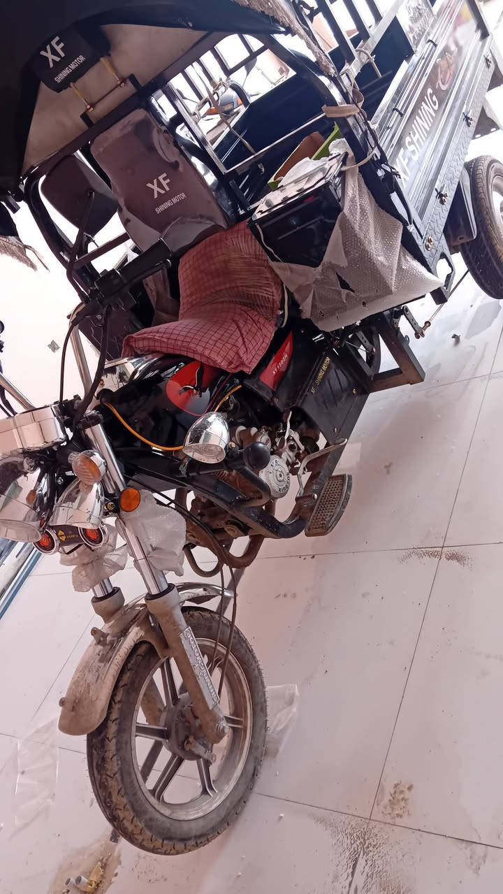 للبيع مليونين و٦٠٠بعدها صفر


**إذا كنت صاحب هذا الإعلان وتريد حذفه لأي سبب، رجاءا أرسل رسالة إلى الدعم الفني**