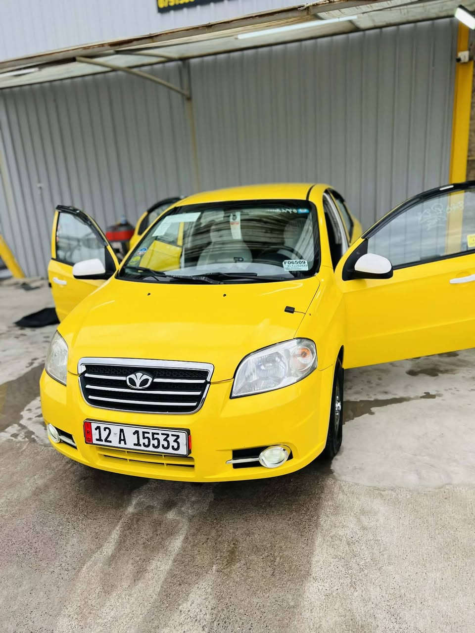 افيو 2007 رقم نينوى انكليزي هيىه وغرامه صفر ومحرك وكير شرط بيها جاملغات الكدام مبدله وبدنا بدون شاصي شرط طخم تايه بسمي شرط التحويل السعر 57 وبيها مجال بسيط ***********
