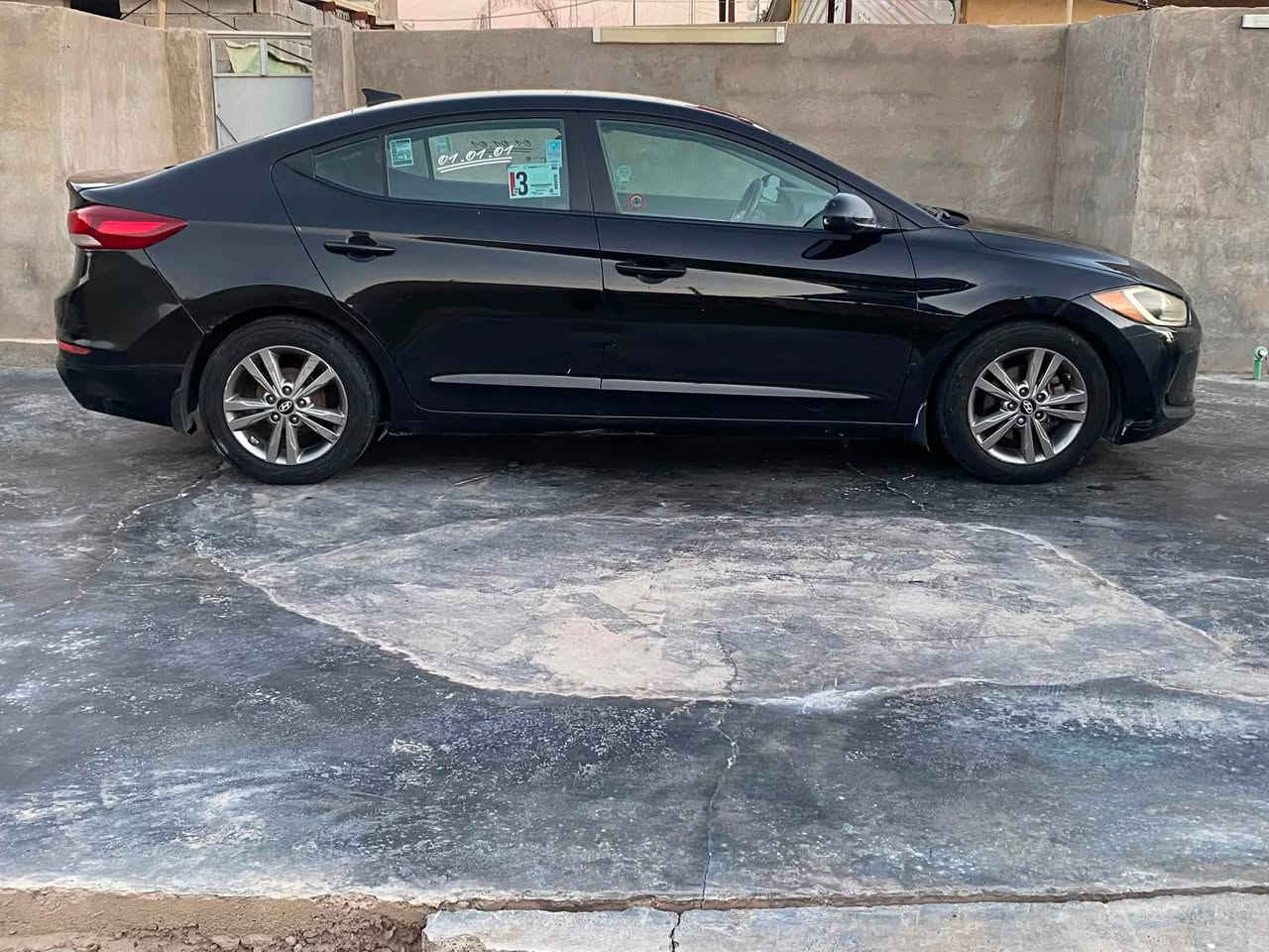 السلام عليكم بيع سريع ومناسب 108 ومجال قليل 

النترا 17 شمالي باسمي ماشيه 150 ضرر  ومرفق 

ربع جاملغ وربع جنطه الباقي مكفول وشرط السونار 

كير صدر محرك مكفول برغي ممفتوح بيهن 

عنوان تاجي هاتف ***********
