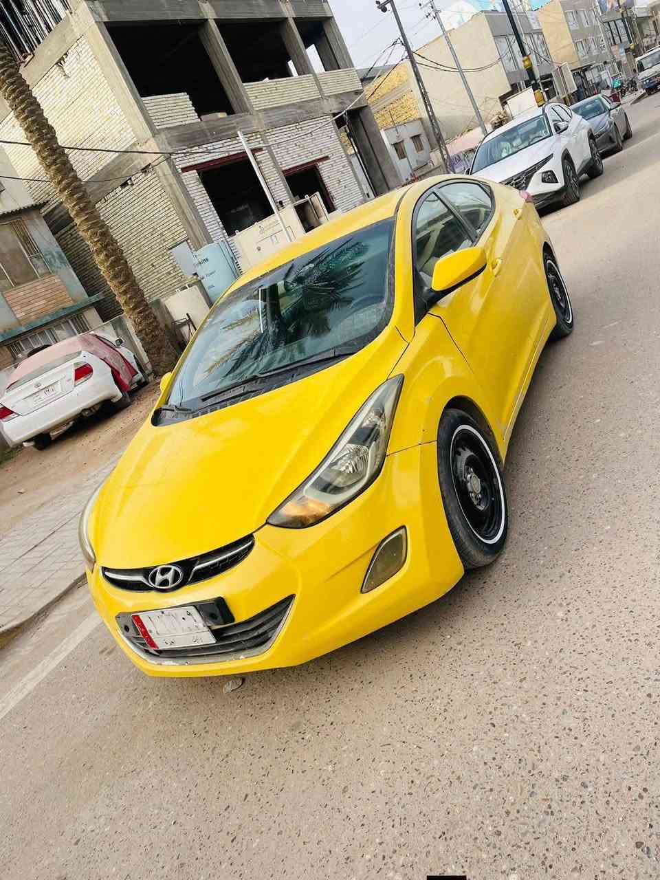 سلام عليكم الانترا موديل 2012 أمريكي حادثه جاملغ خلفي بدون دواخل مكينه 1800 دوش كير حداديه تبريد كله جديد رقم بابل سنويه لل27السعر 92 وبيه مجال قليل مكاني بابل مركز مدينه ‏‪***********‬‏
