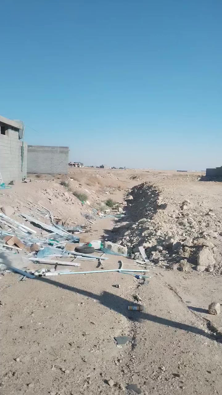 السلام عليكم
الشهابي مقاطعه 13 
قطعه مساحه 300متر على شارع 10 متر 
قريبه عل الشارع العام تبعد 50 متر
بظهر بيوت مرضي الزوبعي
واصله ماء وكهرباء
للعلم ماء من معمل السمنت 
***********
***********
