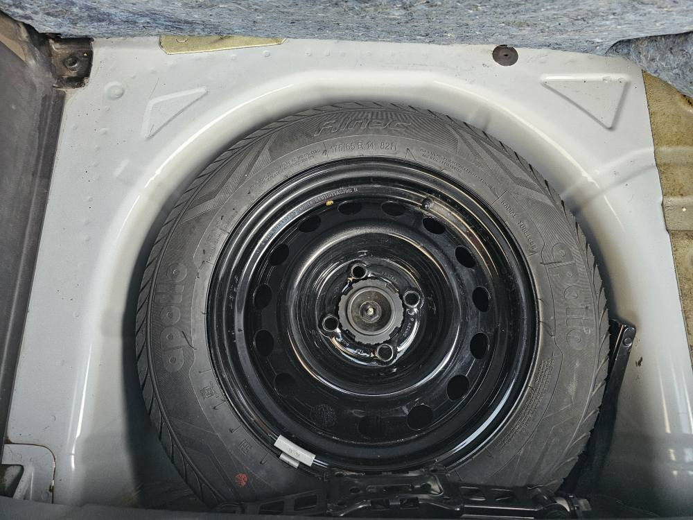 Ford figo 2018

فۆرد فیگۆ ٢٠١٨ 
٤ پستۆن خلیجی مەکینە ١٦ ی مرغوب (٥٤) هەزار حەقیقی ڕۆشتووە سفری شەریکەی القاسدە دوو سویچی شەریکەی لەگەڵە فوول مواسەفات شاشە بلوتوز ئۆکس usb سووکان ڤۆلیۆم وحاسەی دواوە لایت کارەبای بەرز و نزم ئەکات چوار تایەی تازەی لە ژێرایە
سەیارەکە بێ بۆیاخە دەعامیەکانیشی بۆیاخی نیە زۆر زۆر تازەو کەم ڕۆشتووە سەیارەکە ٢ دەستە لە شەریکەوە تا ئیستا /  
سەنەوی و ژێنگەو ڕێگەوبان تا ٢٠٢٩ تازەیە بەناوی خۆمانە گێڕو مەکینەی بڕغوی با نەدراوە وەک سفر وایە ماشاءالله هیچ مەسروفێکی تیا نیە زۆر تازەیە کامل سێرڤسمان بۆ کردووە /
سعر ١٠٢ و معامەلە
*********** السليمانية, العراق
