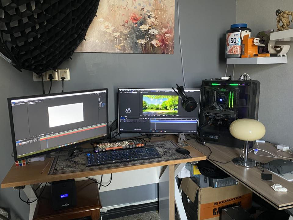 سيت اب للبيع
Pc 
 معالج I7-9700k 
كرت الشاشة  Rtx 2060 supr  8GB
رامات 16 تردد 3600
المذربورد prim z390-p 
الباور سبلاي cx 750 
Ssd 500
Ssd 1T
مبرد مائي 
Masterlquid lite 120 
الشاشة ال  lenovo 
27 -inch 
100hz 
شاشه تستخدم للتلوين والمونتاج 
الشاشة ال   asus mg279 
27- inch 
4k 
144hz
شاشه تستخدم لل العاب 
مع ماوس وكيبورد وسماعة 
+ الطاوله 
للأتصال ***********
