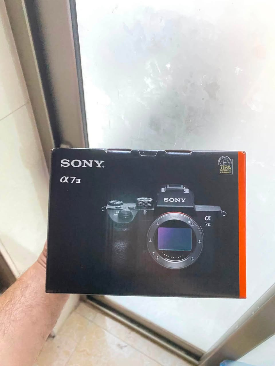 السلام عليكم…. كاميرا SONY A7III للبيع

الكاميرا استخدام شخصي  ونظافتها ٩٩٪؜ مابيها ولا شخط✅

وياها عدسة SONY 50mm وكل ملحقاتها كاملة✅

 كارتونة الكاميرا وكارتونة العدسة هم موجودة 

وجنطة كتف وياها ✅

الشتر مالتها 2,555 ✅

مايك صارلي ٣ ايام مشتري وموجود الوصل مالته من قرطاج✅

ورام ليكسر 128 G✅

متواجد فقط اتصال وواتس. ***********

سعر الكامره مع العدسه  مليوم و650 الف✅
 
المايك ماخده ب١٣٥. ابيعه ب ١١٥ ✅

الرام ماخده ب٧٠ الف ابيعه ب ٥٠ الف✅

متواجد فقط اتصال وواتس. ***********✅

مكاني بغداد المشتل✅
