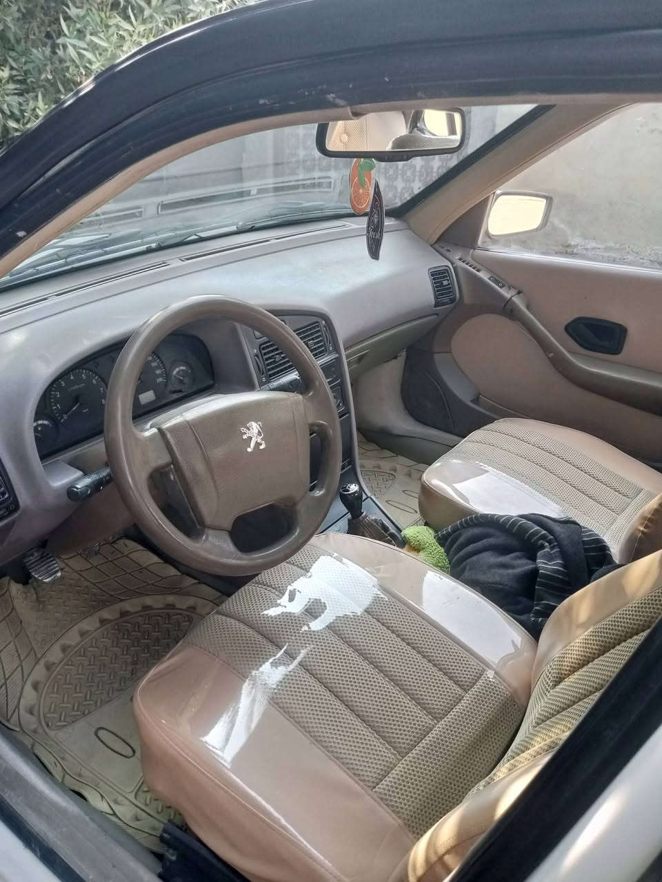 السلام عليكم اخوان هاي سياره باسمي اريد ادورها


**إذا كنت صاحب هذا الإعلان وتريد حذفه لأي سبب، رجاءا أرسل رسالة إلى الدعم الفني**