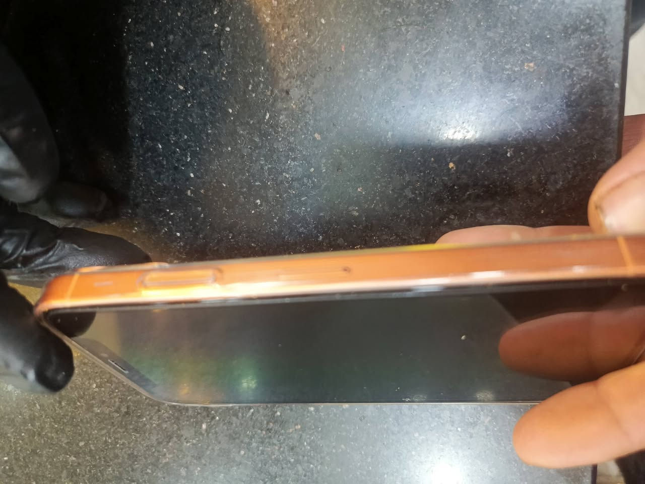 ايفون اكس عادي تحوير 17اسعر150اوبي مجال ***********
