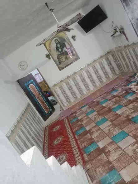 178
دار للايجار  (100 متر) شارع الصب نهاية شارع الموسسه
السعر الايجار 150 الف
يحتوي على 
 غرفه  مطبخ   صاله   استقبال
خزان   سخان   ماطور. خط مولد 
ـــــــــــــــــــــــــــــــــــــــــــــــــــــــ
دار بنضافه 70 بال،100
كل شهرين   للاستفسار ..*********** ابو /ع
 *********** امانه كوله من طرف المروجه زينب للعقار
