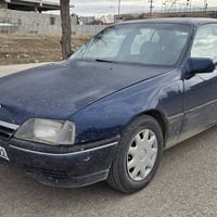 أوميغا • ١٩٩٠ • اوتوماتيك