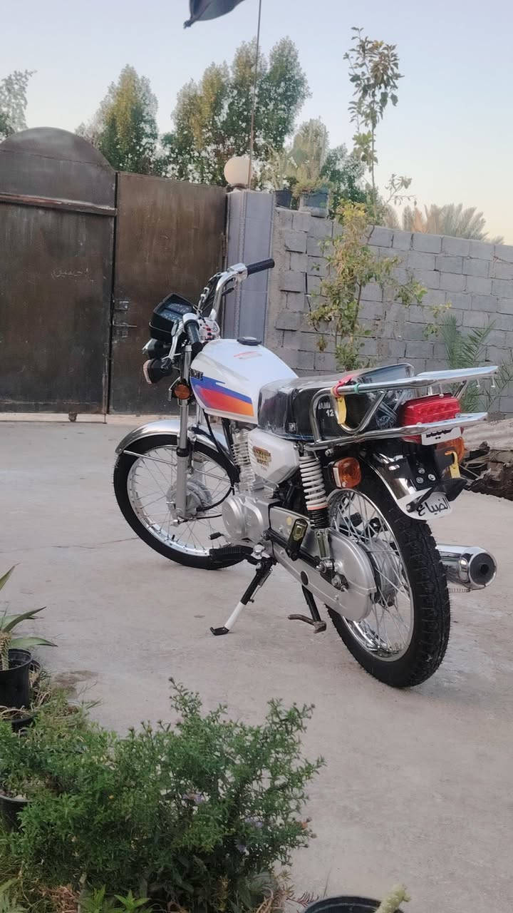 البيع دراجه تعمير..
شاصي 23 اسكنر 
 وغراض كله شلامجه 25
 استفسار  .. ***********
