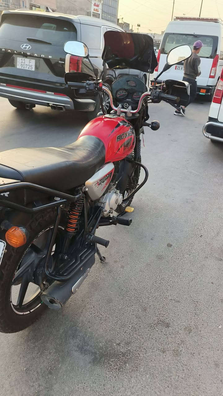 سلام عليكم بوكسر للبيع 2022
رقم انكليزي بغداد بسمي كهرباءيات كلهة شغالة عليهة ادامة كاملة مابيهة اي نقص باتري من شركت بيم ابو الحاسبة تايرات جدد تايلندي اصلي واي تفاصيل بلخدمة مكان بغداد الشعب *********** دراجة احتاجيت    فلو س علمود ابيع ورقم بغداد وحلو (١٧١٥٥) دراجة مرتبة وحلوة وبلعافية علة لي يخذهة متوفر واتساب         السعر 2700 وبيهة مجال
