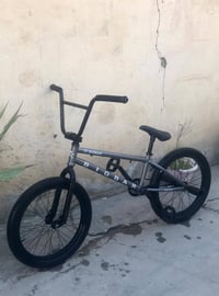 للبيع 07773102528