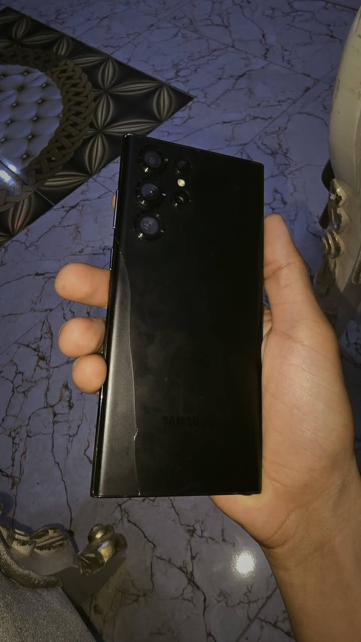 Samsung s22 ultra
ذاكره 128خط واحد 

جهاز نضيف كلش فقط ضهر مفطور للبيع او المراوس شعدك نزل


**إذا كنت صاحب هذا الإعلان وتريد حذفه لأي سبب، رجاءا أرسل رسالة إلى الدعم الفني**