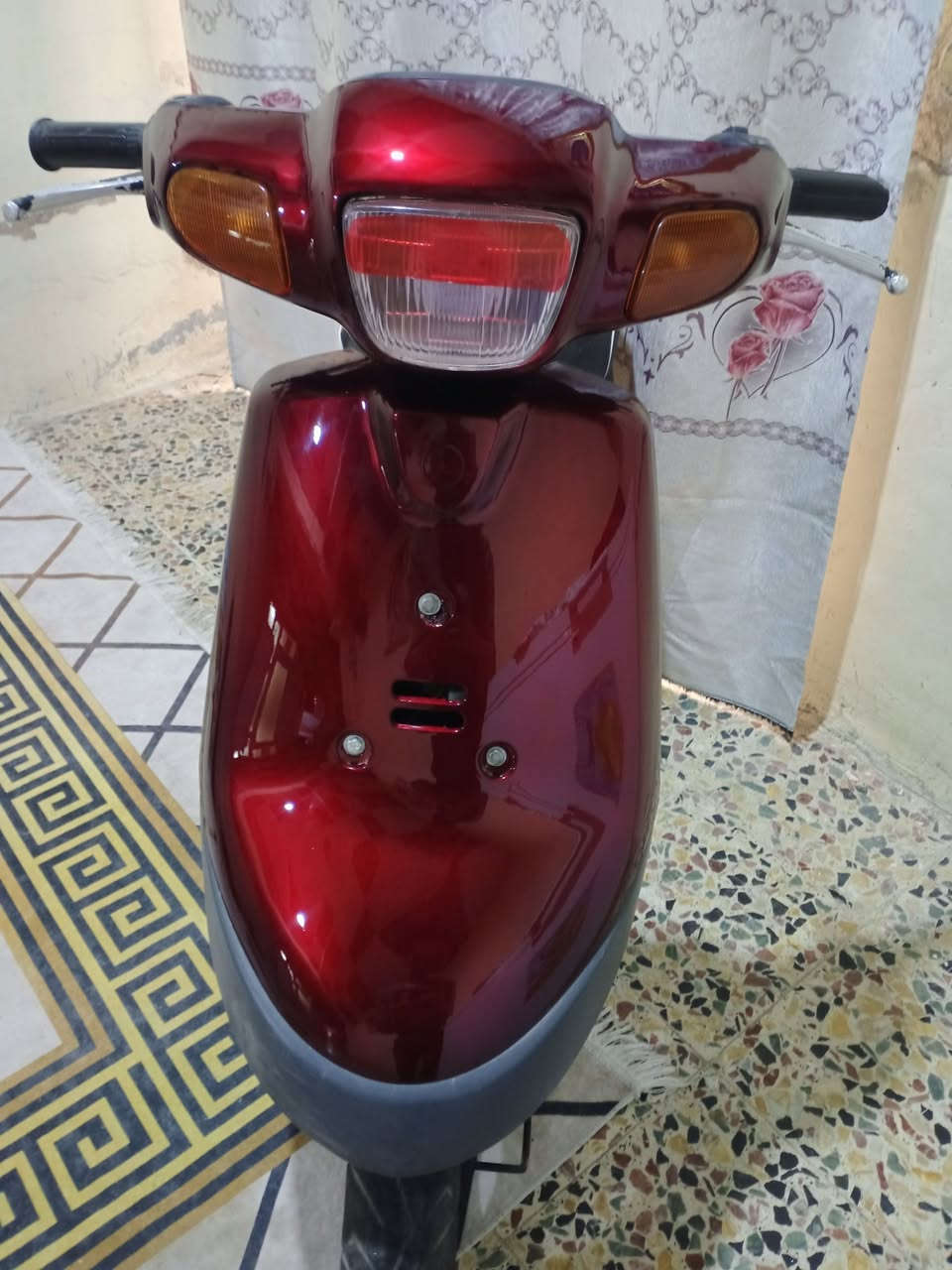 السلام عليكم دراجة بطة 60 ما مفتوحة 
كهربائيات كلهة شغالة سلف هندر ماعايزهة شي السعر 350


**إذا كنت صاحب هذا الإعلان وتريد حذفه لأي سبب، رجاءا أرسل رسالة إلى الدعم الفني**