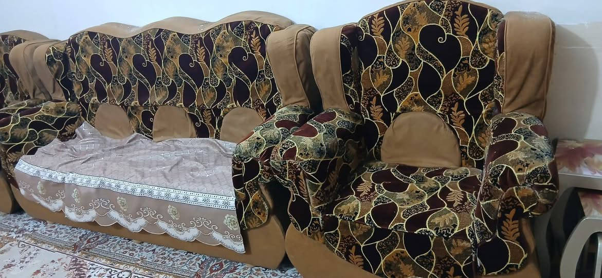 ٢٥٠ وبيه مجال ١٢ مقعد


**إذا كنت صاحب هذا الإعلان وتريد حذفه لأي سبب، رجاءا أرسل رسالة إلى الدعم الفني**