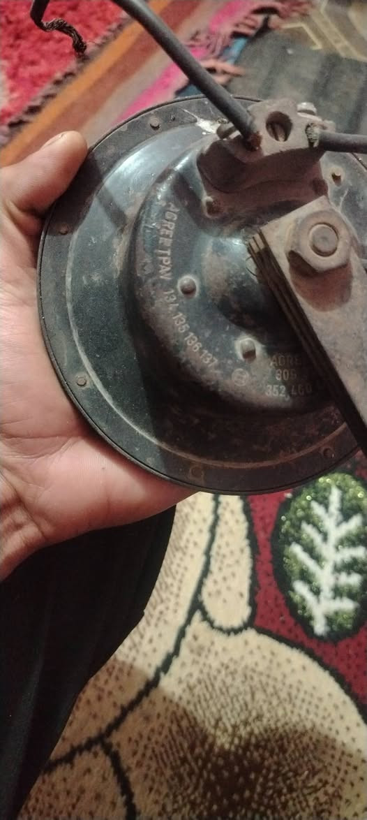 السلام عليكم هورنات بوش جنح ألماني هنة وذاينهن للبيع ***********
