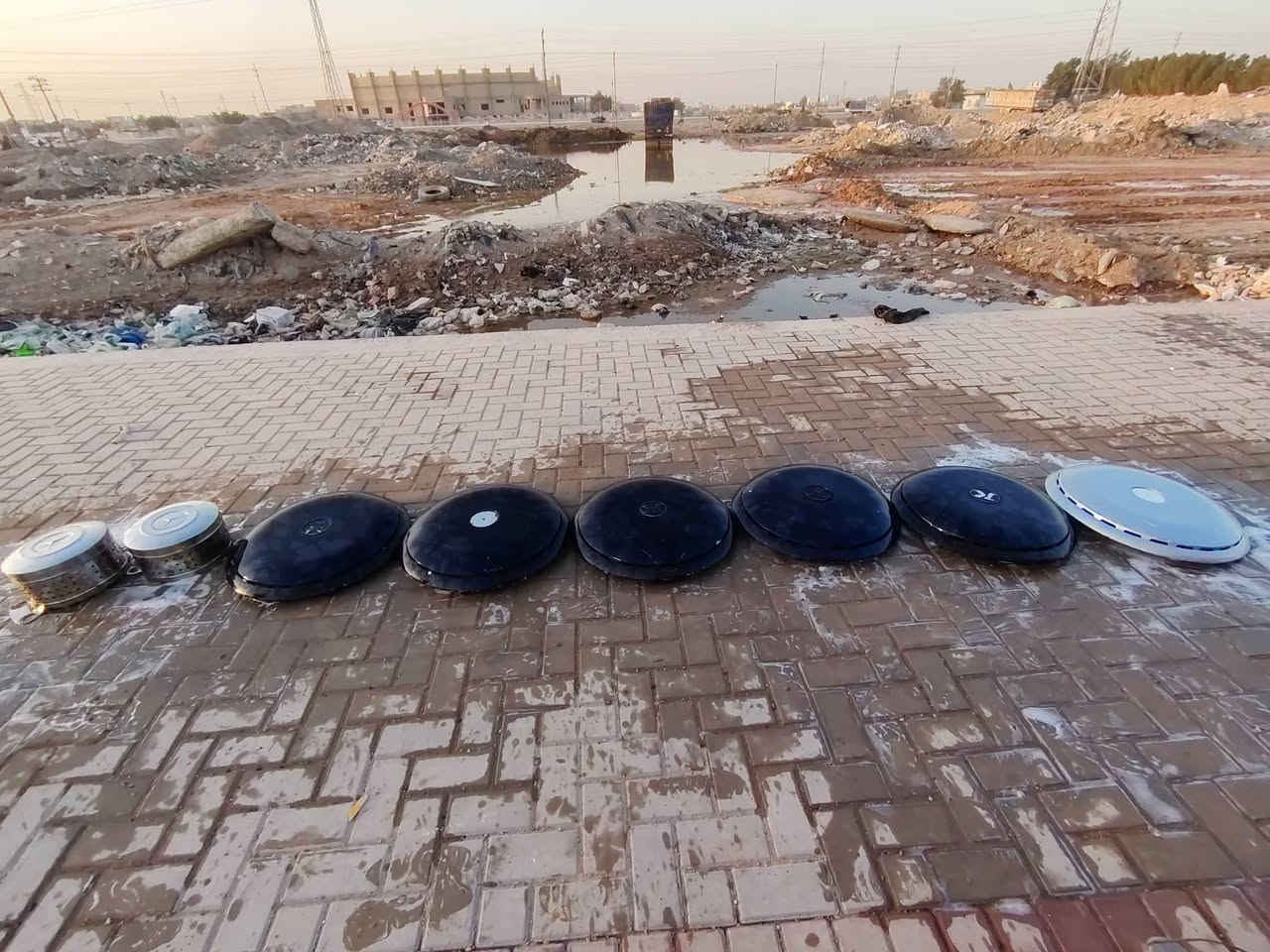 كبات للبيع ***********
السعر مناسب
