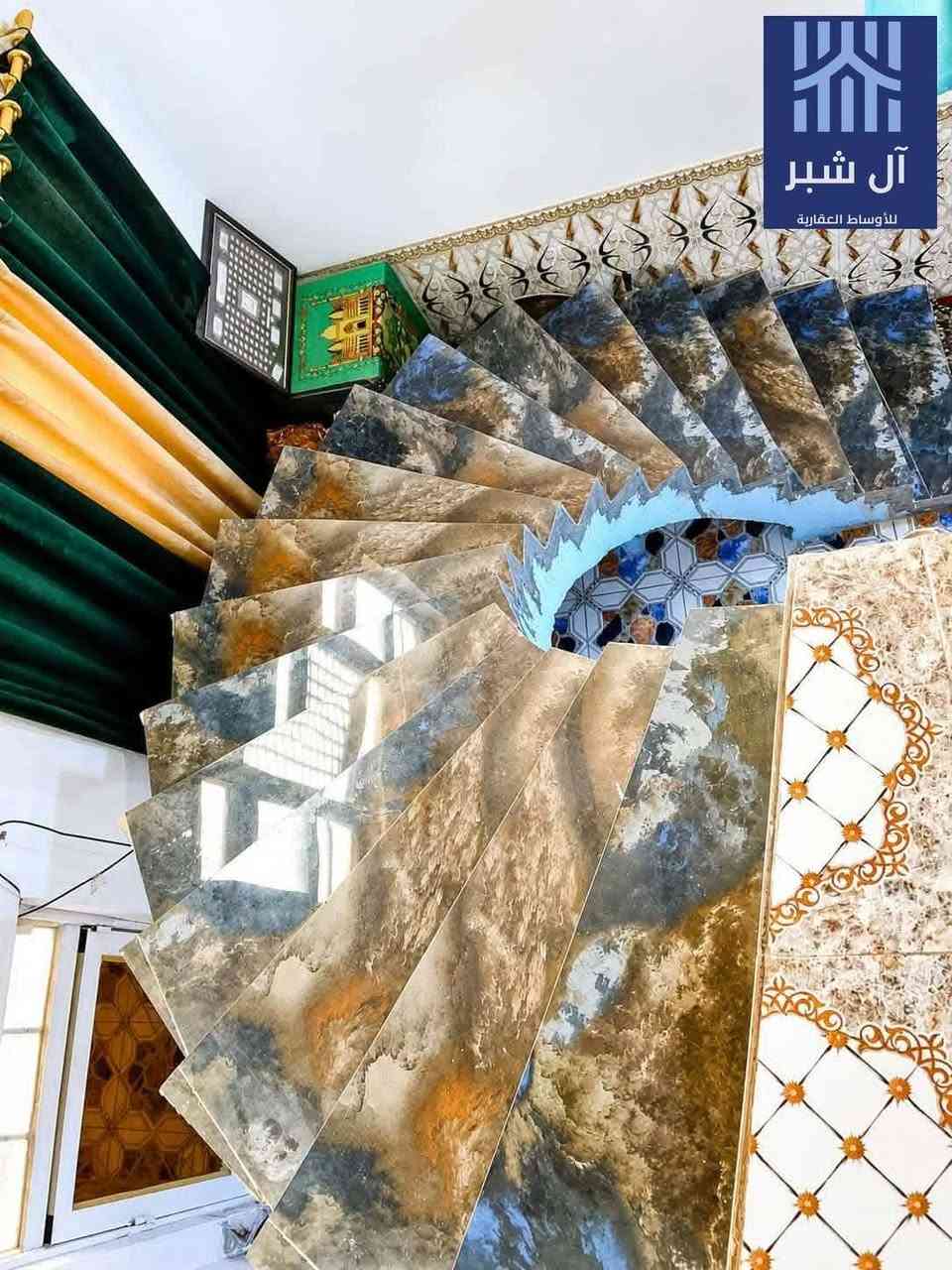 🏡 بيت للبيع – موقع مميز وبناء حديث
📍 الموقع:
العباسية – قريب على الشط
📌 بصف الركن
📐 المساحة: 150 متر
📏 الواجهة: 9م × 17م
🧱 البناء:
حديث كونكريت
🔹 التفاصيل:
▪️ غرف نوم. 2
▪️ استقبال
▪️ مطبخ حار + بارد
▪️ صحيات
📞 للاستفسار ومعرفة السعر:
مراسلة الصفحة أو الاتصال على رقم المكتب / واتساب
***********
━━━━━━━━━━━━━━━━━━
✨ مكتب ال شبر للعقارات ✨
خدماتنا:
 ▪️ بيع وشراء الدور السكنية
▪️ بيع وشراء الأراضي الزراعية
▪️ تأجير الدور السكنية
▪️ تنظيم العقود القانونية
▪️ متابعة إجراءات البيع والتحويل
📍 العنوان:
الشطرة – الشوملي – قرب المربعة
✅ المكتب مجاز رسميًا
📞 التواصل:
***********
🌟 نختار لكم الأفضل دائماً
سكنكم واستثماركم أمانة بين أيدينا
