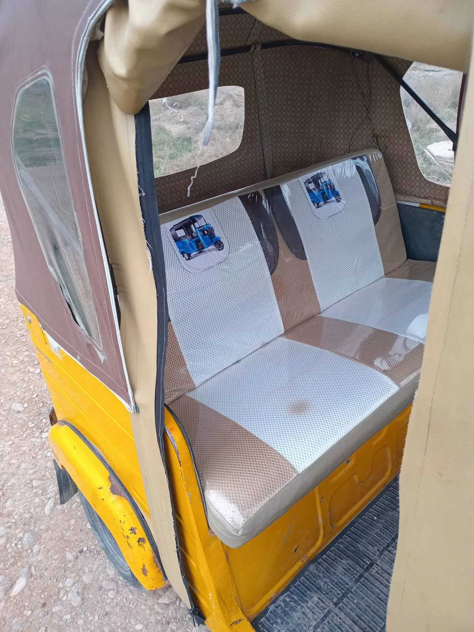 السلام عليكم تكتك للبيع ١٩ شهر ال١١ سنوية وهزة جديدة السعر ٦مليون وبيهة مجال بسيط الشراي يتصل فقط ***********
