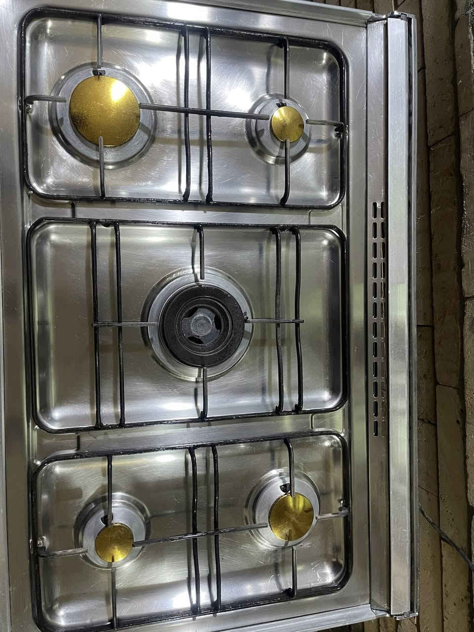 طباخ كريازي الاصلي للبيع كلش نظيف
السعر 220
***********
