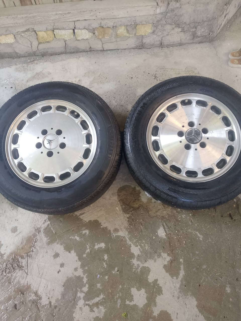 اسلام عليكم ويل 15معا زوج تاير للبيع 150الف ***********يوجد وات ساب
