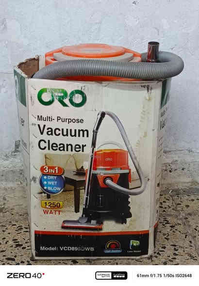 طباخ نظيف جداً  ***********
غساله صحون اخت لجديده 
مكنسه كهربائيه استعمال قليل
غساله فول اوتماتيك 15 كيلو 
المكان حي الجهاد يوجد توصيل
