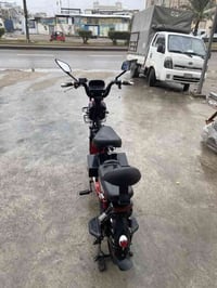 شباب دراجه شحن كامله مكمل ستخدام شي قليل كلش كلشي شغال بيها عوزها بس ت...