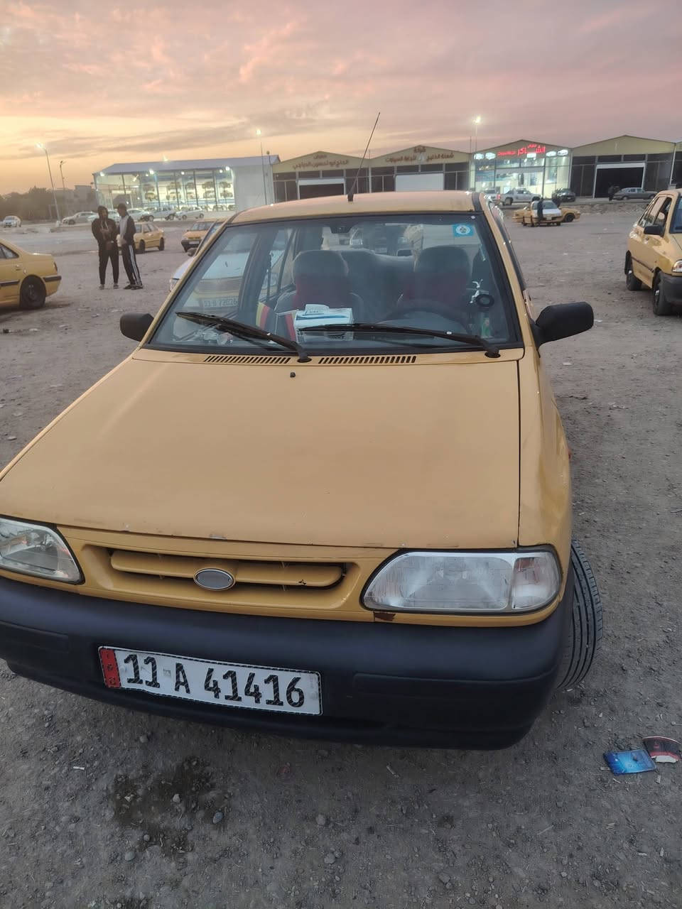 السلام عليكم سايبه مديل ١٥
كير ومكينه كفاله  كشر بي طخات بسيطه  بيها صبغ بال جاملغ الخلفي عارضها ٣٨  مصفره رقم بغداد *********** ابو علي
