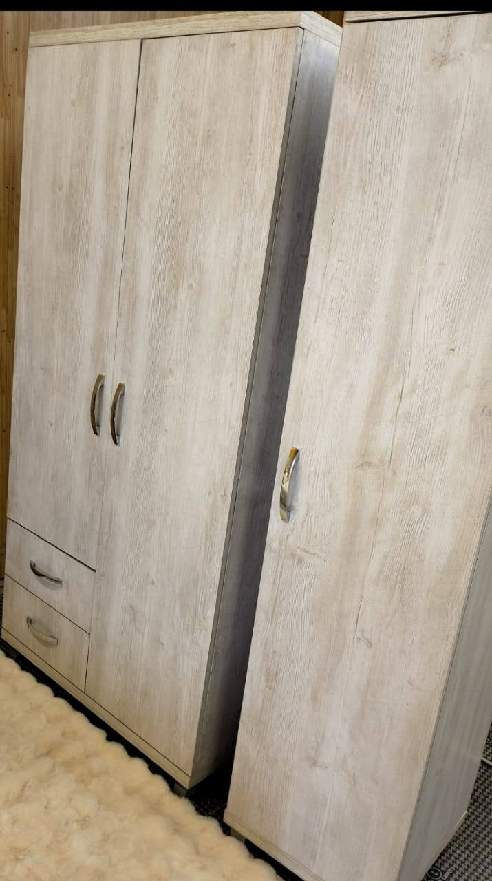 غرفة شبابيه 5 قطع نضيفة جدااا الكنتور قطعتين *********** مكان بغداد مع الدوشك
