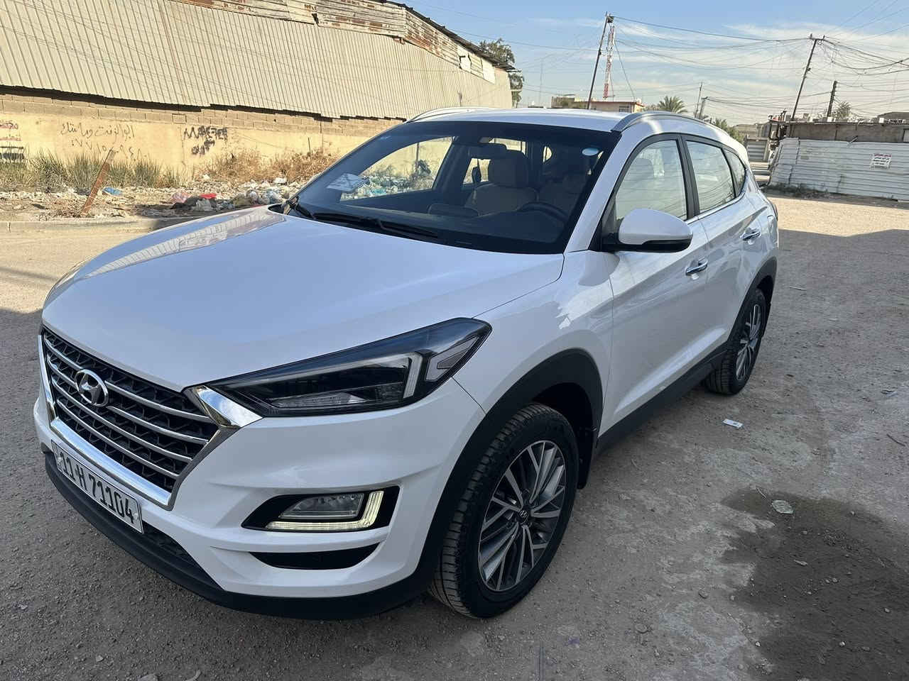 توسان 2020 خليجي كوري اصلي
كفالة عامة ماشية 85 الف كيلو 

بيها رصعة  صغيرة بين الباب الخلفي والجاملغ وتكحيل بسيط 

فول عدا البنوراما 

بصمة 

هند بريك بالرجل 

لايت خمس عدسات 

لد امامي  

باسمي شرط التحويل 

هزة جديدة 

السعر 207 وبيها مجال بسيط 

السيارة بالزعفرانية 

***********
