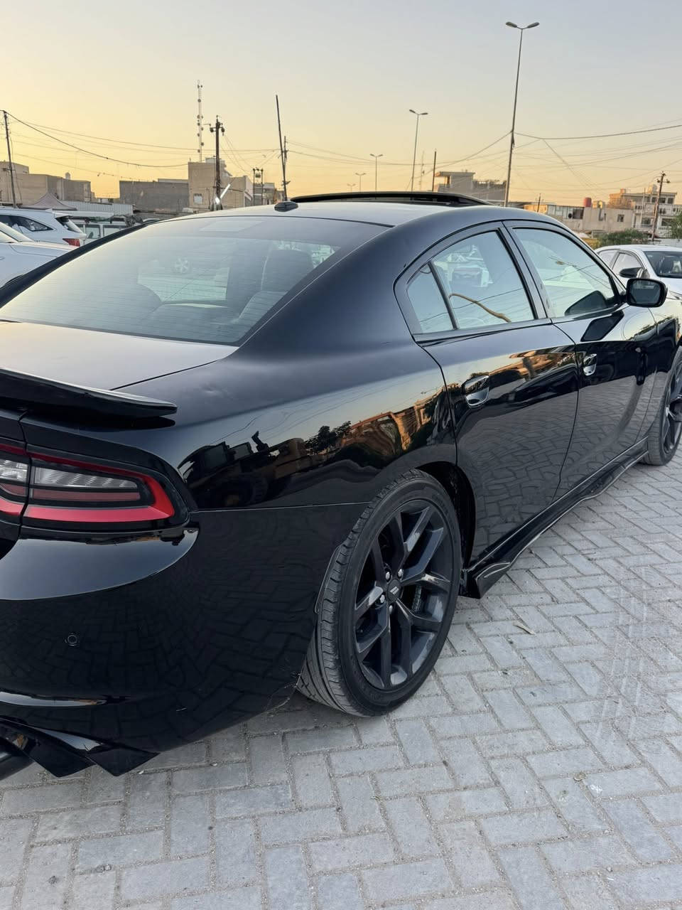 السلام عليكم

جارجر 2021 SXT بلاس اصل السعر 190 وبيهة مجال اذا مراوس دزلي شعدك عل خاص 

السياره أمريكي حادثها جاملغ وبنيد مبدلات بدون صبغ 

السياره تو ويل اصل 

مواصفات 

فتحه سلايد روف 

بصمه  تشغل عن بعد وابواب

كأمره وحساسات خلفي 

شاشه 

كشنات جلد بلاد مو تغليف

كشنات كهرباء 

خزن ميموري

كشنات امامي تدفئه تبريد 

كشنات خلفي تدفئه 

هيتر استيرن 

قطعتين تبريد 

رقم بغداد بسمي هزه ورقمه وسنويه جديدة

مكاني بغداد بحي الجهاد وهذا رقمي 
***********
