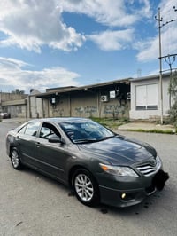 كامري ٢٠١٠ • بدون ضربه • تحويل وكاله