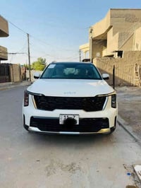 سورنتو للبيع موديل 25   ماشيه 9000 الف   ويل 20 بانوراما داتا شو  رقم ...