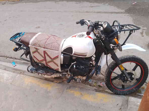 سلام عليكم متاح دراجه جبلي تترقم دراجه ما ناقصه برغي سعر 1100وبي مجال قليل أو مراوس بستوته نضيفه حسب القناعه مكاني ديالى بعقوبة ***********
