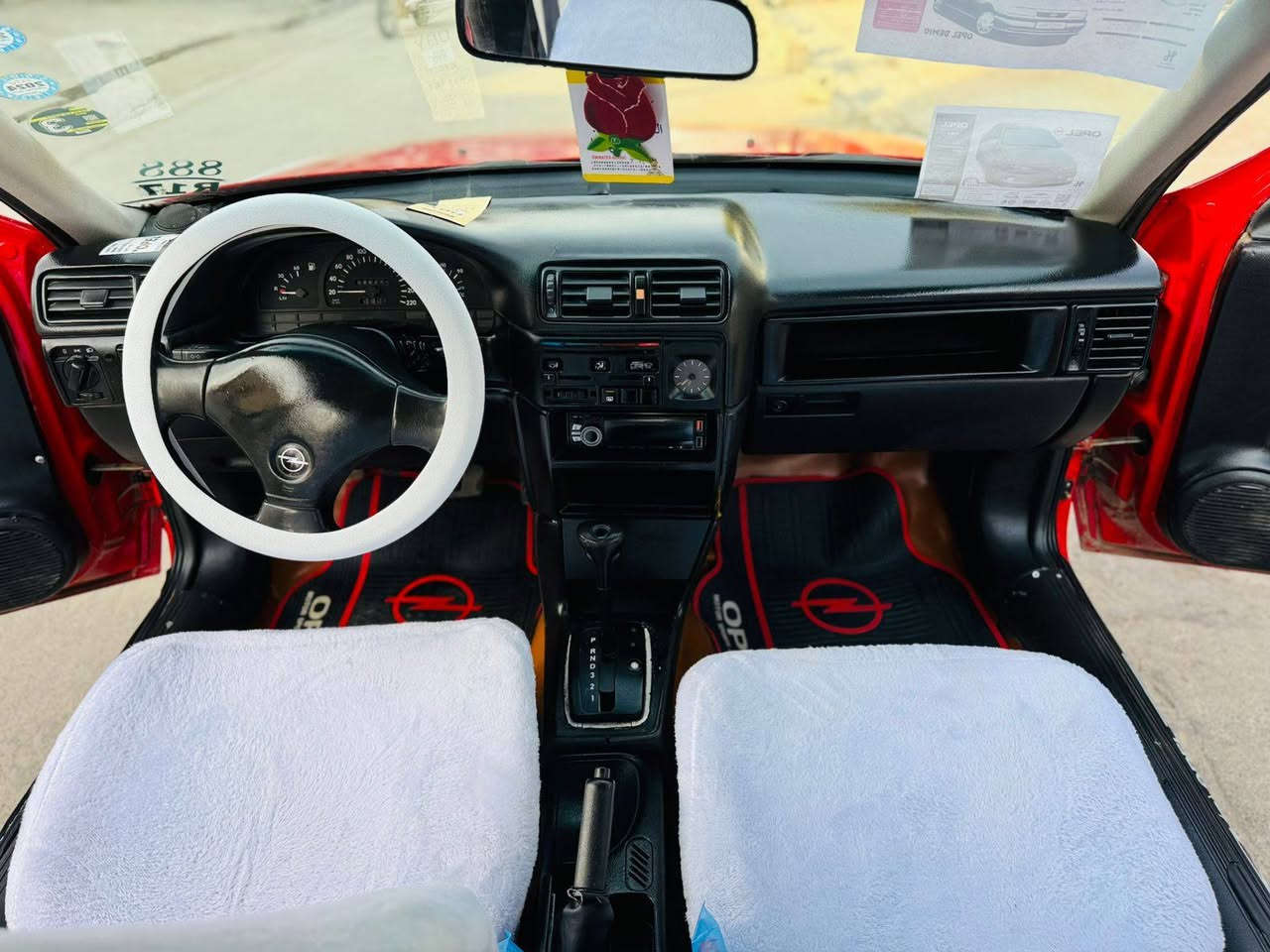 موديل 1992 محرك 18 اتومتيك ثلاث قطع صبغ سنوي 2030 رقم دولي ***********.   ***********  عنوان كركوك
