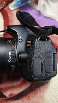 كانون d700 مواصفاتها 🚀  شاشة قلاب لمس + دقة الفيديو EOS + نقاط فوكس 9ب...