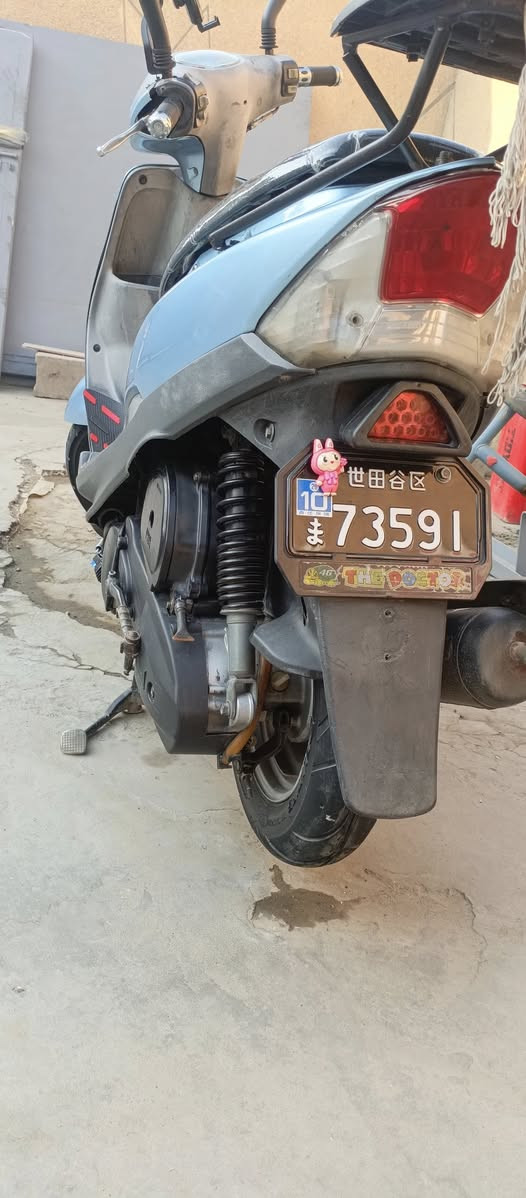 سلام عليكم دراجه ماكس منغولي مكفول من كلشي مراوس مع شحن مكاني بغداد جديده رقم الهاتف ***********
