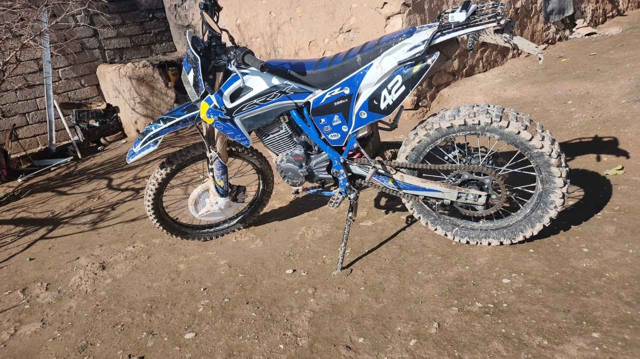 السلام عليكم
موديل 2025  للبيع  سعر مليون 350 للأستفسار اتصل ع رقم
***********
