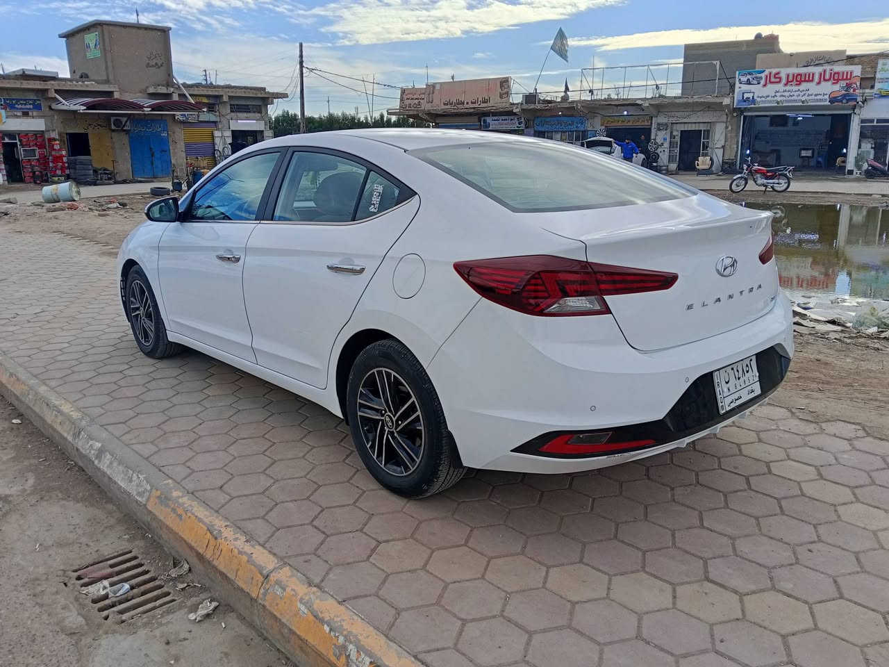 يالله/النترا خليجي موديل  ٢٠٢٠ رقم بغداد محجوزه ستقطاع مباشر باقي سنه وتصير حره شرط الوكاله محرك ٢٠٠٠ فتحه بلقماره داخل بيجي فووول مواصفات بصمه تشغيل بصمة صندوك بصمة بيبان فوول تحكم ستيرن لد أمامي لد خلفي حساس خلفي كامره دواره شاشه كبيره تبريد خلفي مري شفط أشارة ترحيب عندالقتراب  ((مكفوله كفاله عامه من الدعاميه ل الدعاميه  وشرط السونار مامفتوح بيه برغي شرط وين يعجبك تفحص)) أواكس بلاتوث شاحن تليفون سيدي بلاجكتور كهربائيات كله شغاله غرفه جديده مدوشمه أرضيه مدوشمه جديده أخوان الله شاهد سياره  من  ل ٢٠٢٠ على  أيد وحده  وعد جناي  تفاصيل أكثر أتصل  *********** واتساب  *********** العنوان واسط قضاء النعمانيه السعر  ١٥٨ وبيه مجال حق الجيه  أخوان الله يرحم والديه ألي يشوف السعر غالي يعبر المنشور أو يعلق بكلمه طيبه مثل أخلاقه الطيبه والرزق على الله(سونار مرفق ب المنشور)
