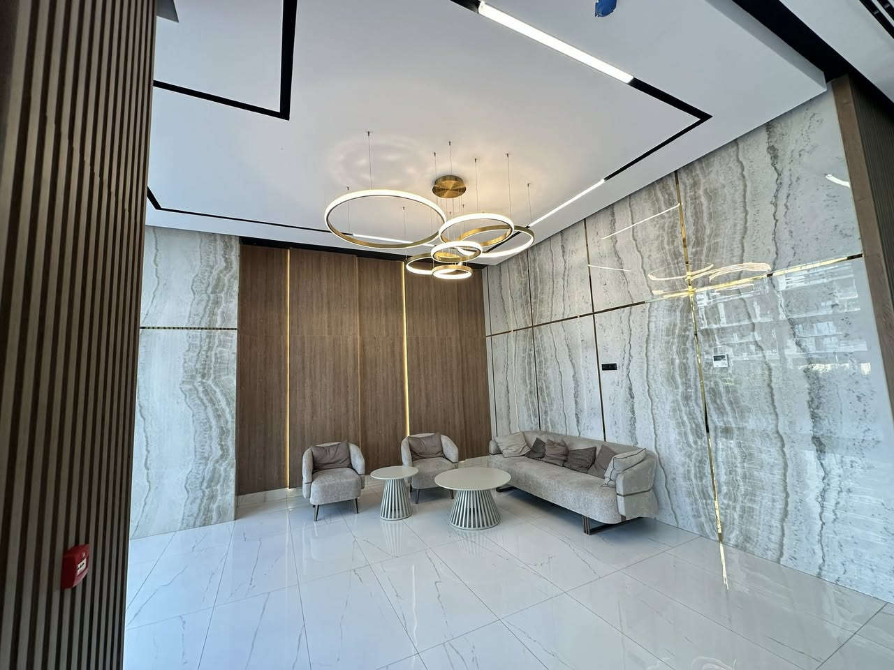 Rami Tower studio new furniture for rent 500$ 
80 meter apartment WhatsApp +9647502002001

شقة استوديو جديدة مفروشة للإيجار في رامي تاور، بسعر 500 دولار.
مساحة الشقة 80 متر مربع. للتواصل عبر واتساب: ***********

ستۆدیۆی تاوەری ڕامی راخراوی نوێ بۆ کرێ 500$ 
شوقەی ٨٠ مەتری واتسئەپ ***********

