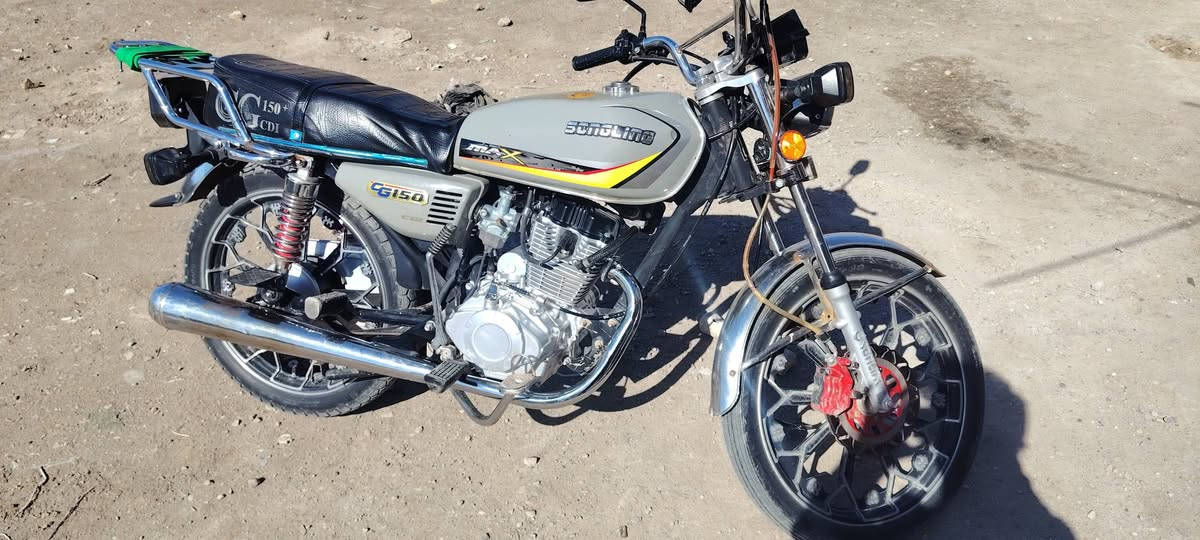 السلام عليكم  دراجه للبيع مديل 24 اوراق 5 

مكاني العزيزيه السعر 700 وبيه مجال 

***********
