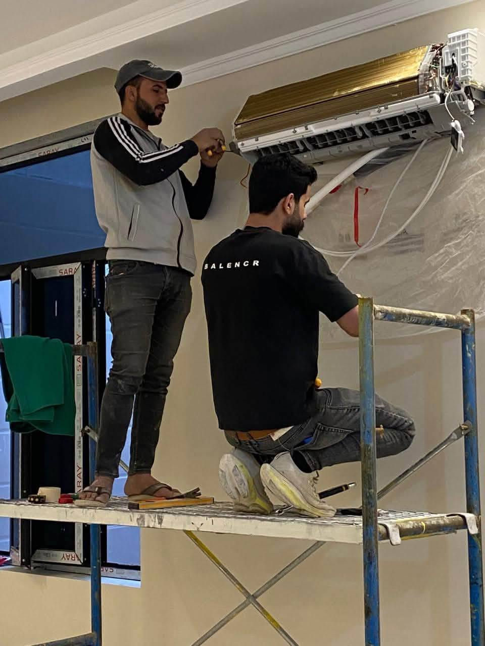 ربي يحفظكم بيت ريشان ونعم منكم ويارب في ميزان حسناتكم
بسم رب البدايات نبدأء 
تعلن ورشة ريشان للتبريد  عن استعدادها لتنصيب وصيانة اجهزة التكييف للمواكب و الحسينيات  (مجاناً ) لخدمة زوار ابا عبدالله الحسين (عليه السلام ) في (كربلاء المقدسه طريق ياحسين ) و (واسط -الصويره )ونعم من الأخ محمد  Mohammed Reshan *********** 
***********
ما عليكم سوا الاتصال على الارقام ⬆️نوصلكم وين متكونون مجاناً لخدمة زوار ابا عبدالله (عليه السلام ) @الجميع
