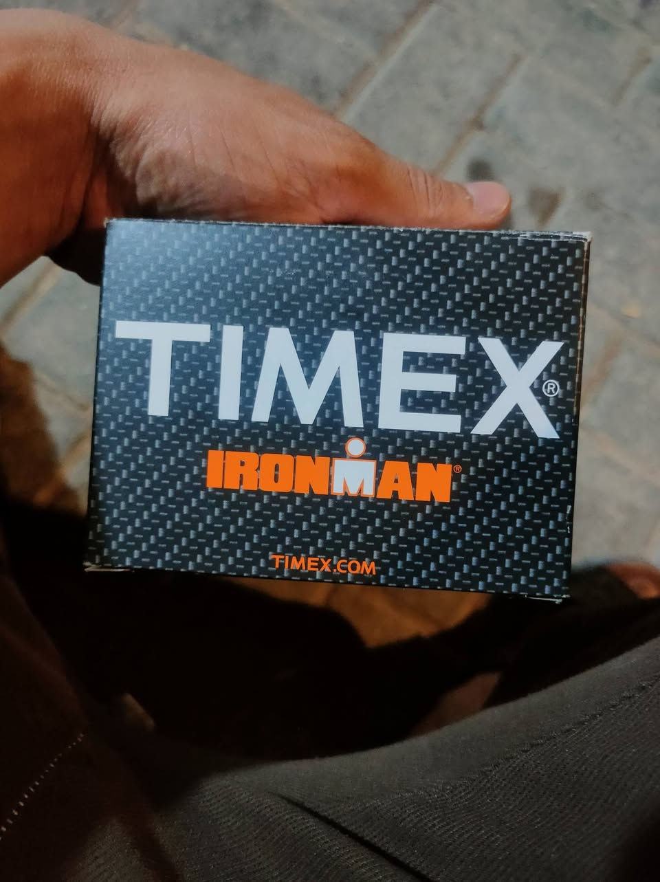 ساعة TIMEX IRONMAN رياضية أصلية للبيع ⌚
الحالة: جديدة كلياً (زيرو بالعلبة مالتها ).
المواصفات: ضد الماء لعُمق 100 متر ، إضاءة INDIGLO القوية، ذاكرة 30 جولة، و3 منبهات. ساعة عملية جداً وحمالة نعمات.
بيع مستعجل 
التواصل ..***********
السعر 60الف
