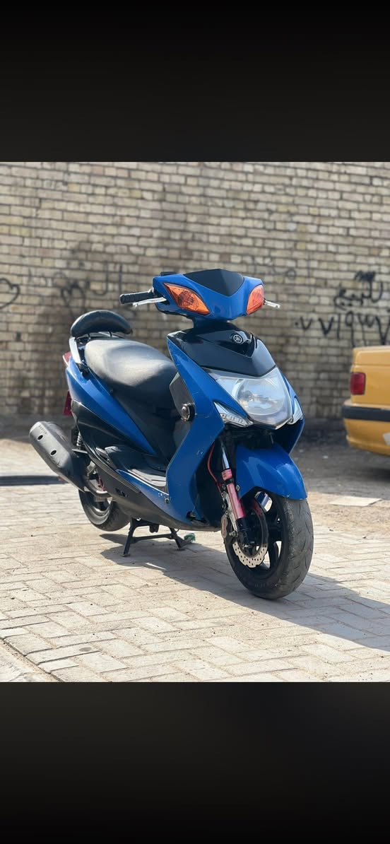 سلام عليكم دراجه سكنس للبيع ما صاله شهرين من نازله من ربه دراجه مكفوله كفاله عامه لبكان بغداد وهاذه رقمي ***********    1300🦋
